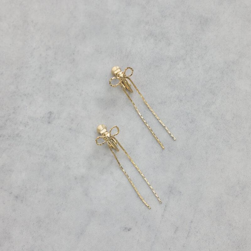 メタルチェーンのリボンイヤリング(ゴールド)