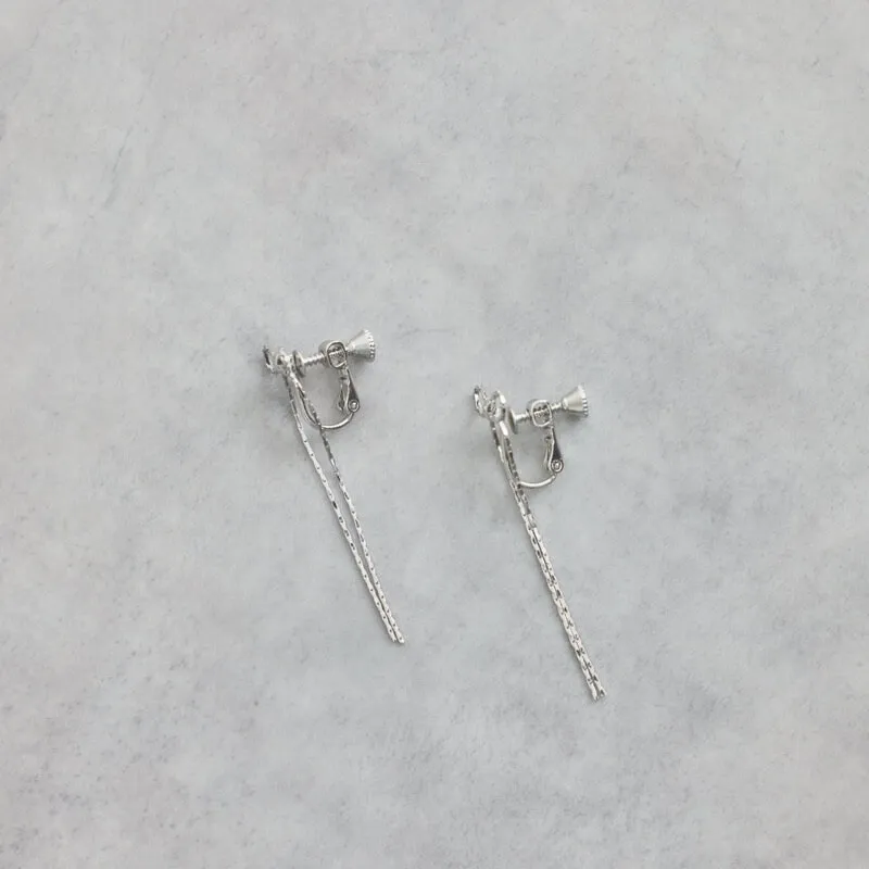 メタルチェーンのリボンイヤリング(シルバー)