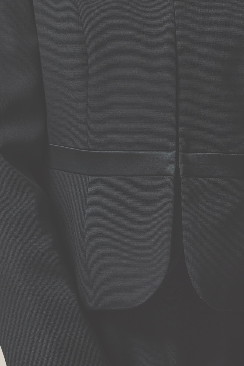 ブラックのフォーマルセレモニースーツセット