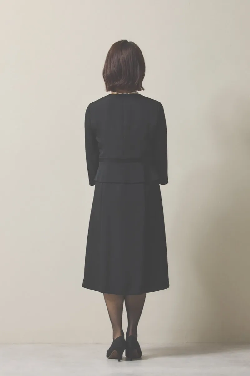 ブラックのフォーマルセレモニースーツセット