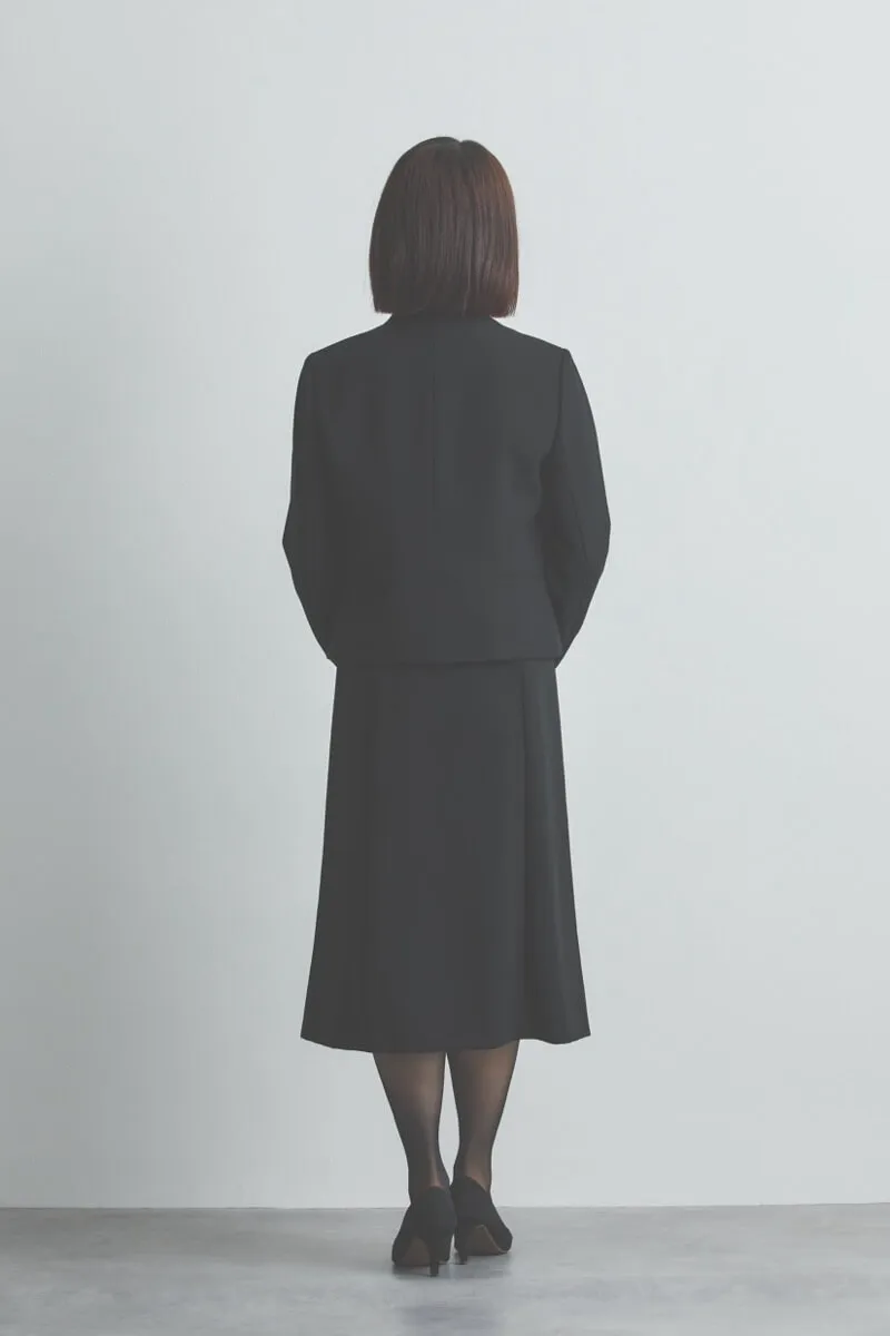 ブラックのクラシックフォーマルセレモニースーツセット