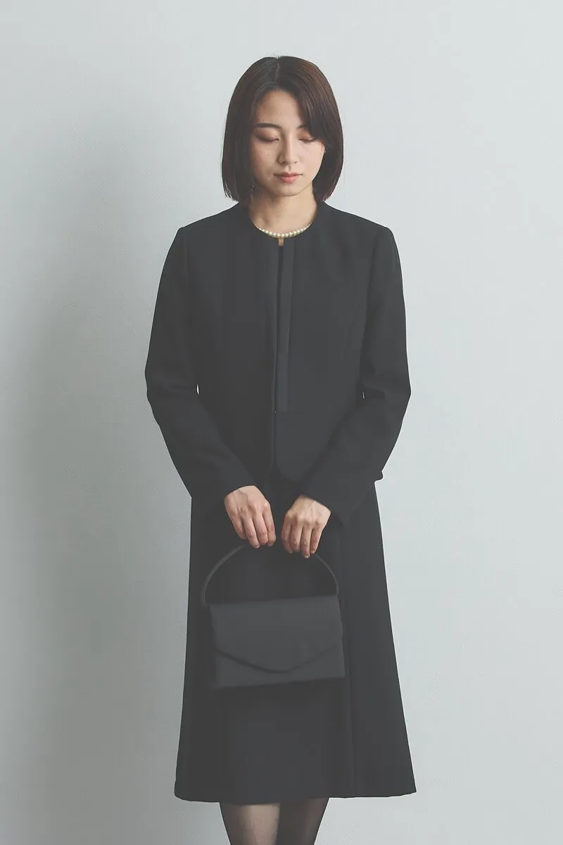 ブラックのクラシックフォーマルセレモニースーツセット