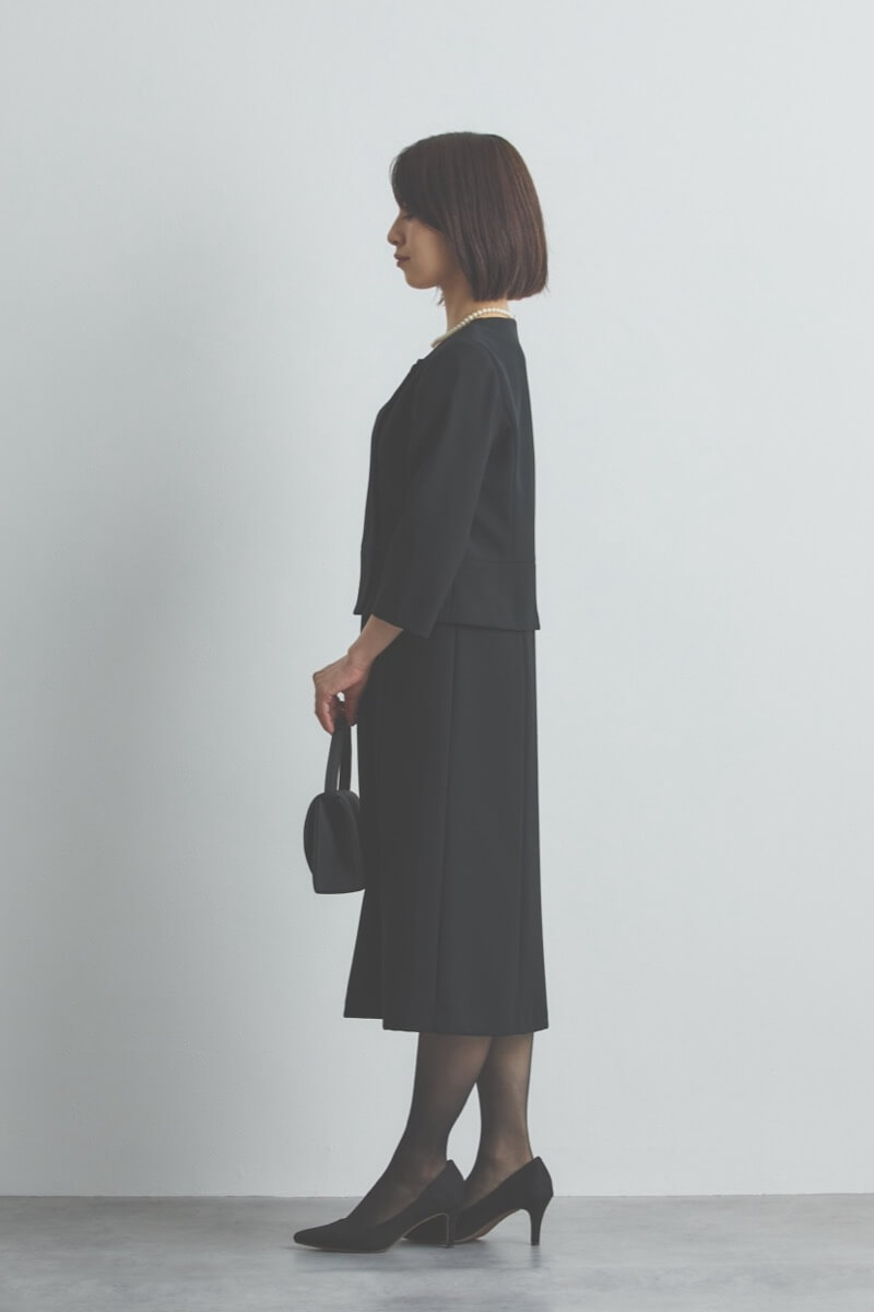 ブラックのクラシックフォーマルセレモニースーツセット