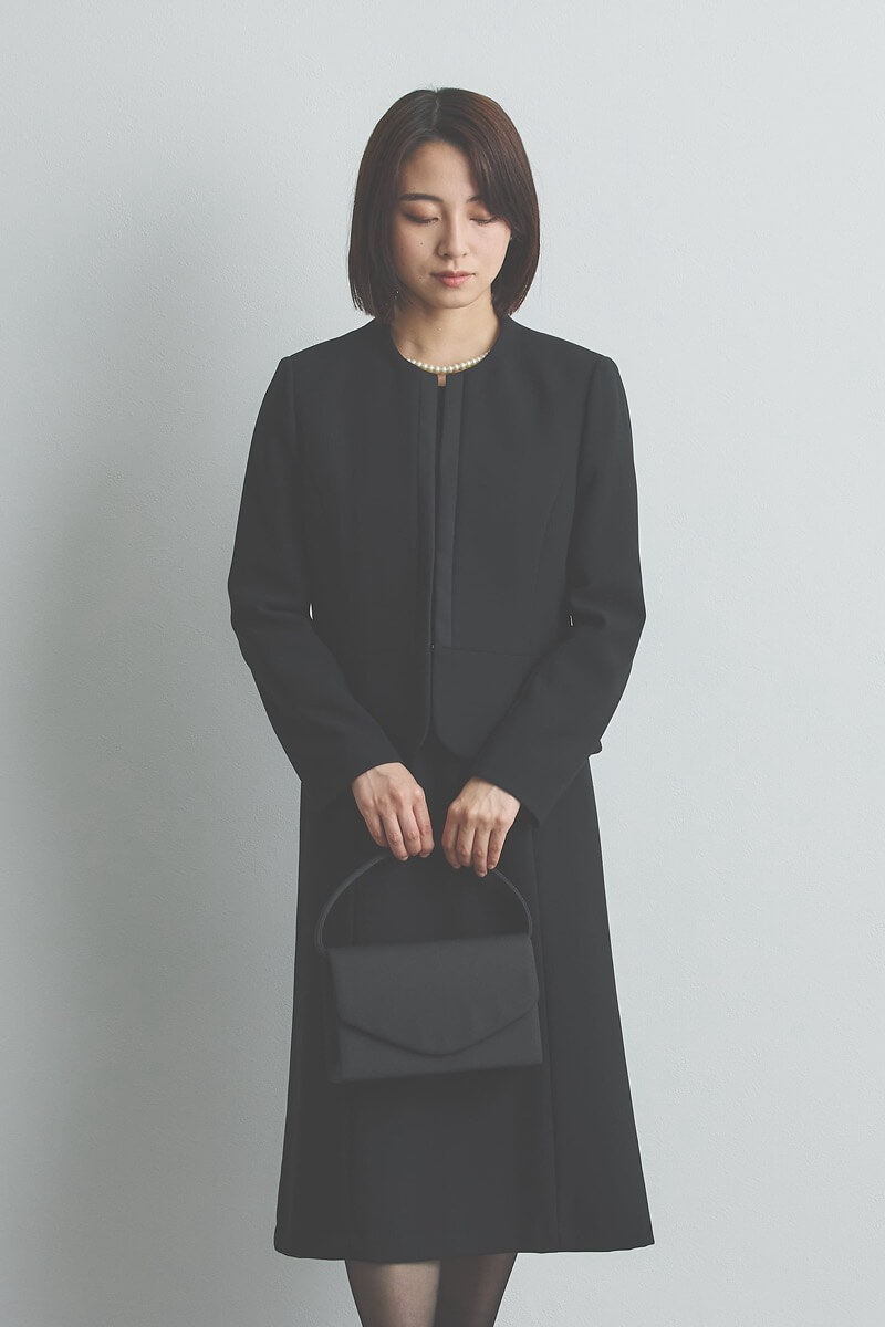 ブラックのクラシックフォーマルセレモニースーツセット