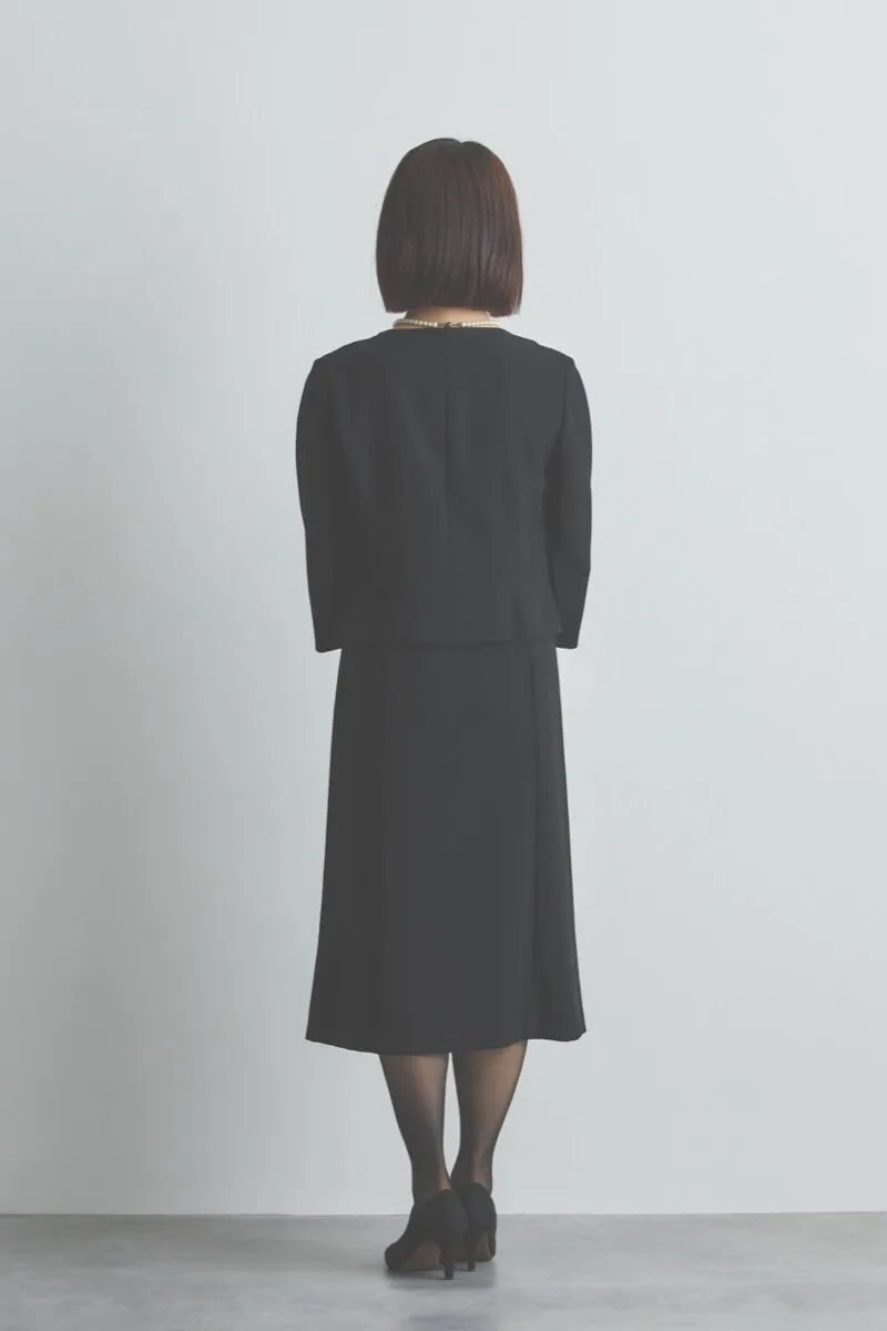 ブラックのクラシックフォーマルセレモニースーツセット