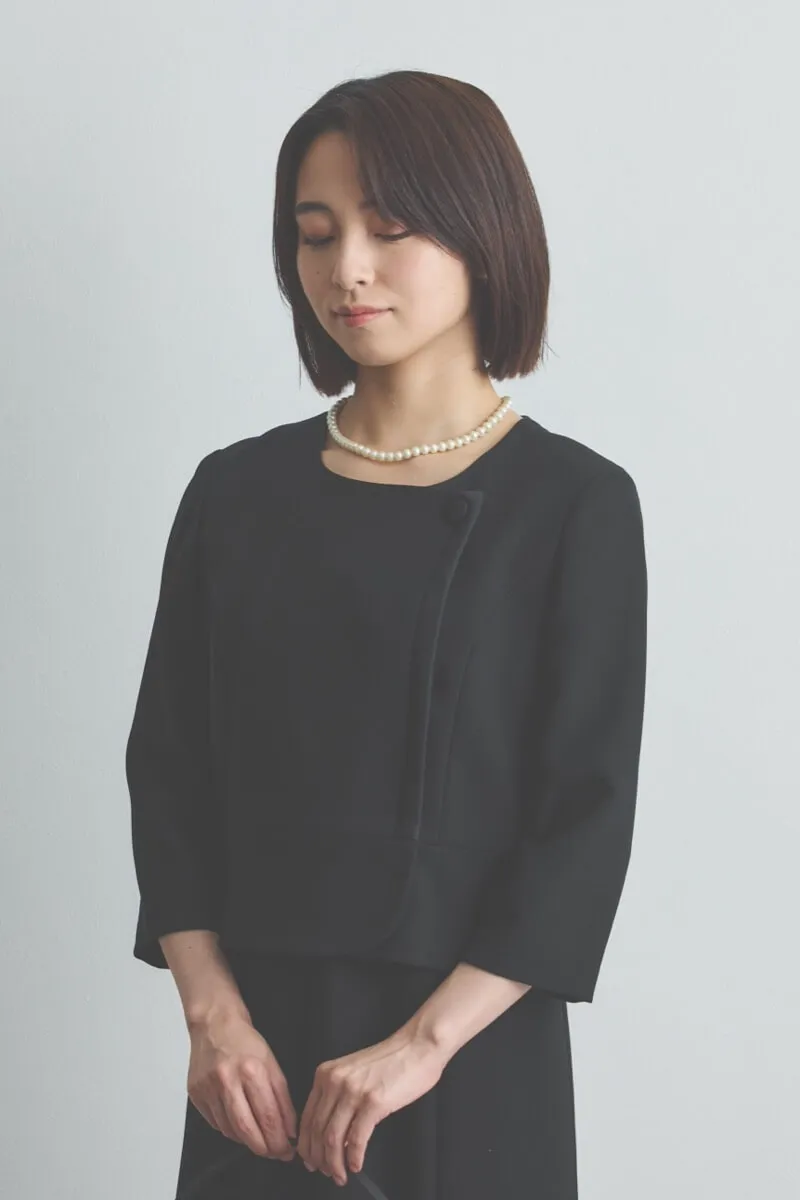 ブラックのクラシックフォーマルセレモニースーツセット