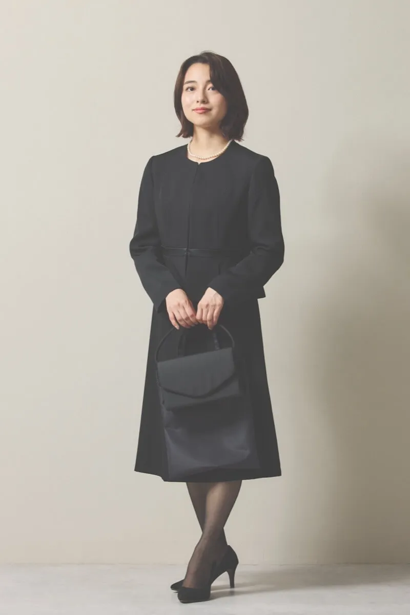 ブラックのフォーマルサブバッグ