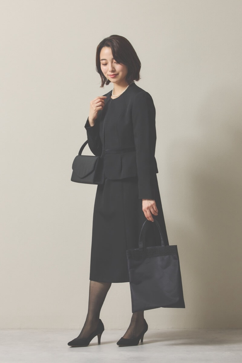 ブラックのフォーマルサブバッグ