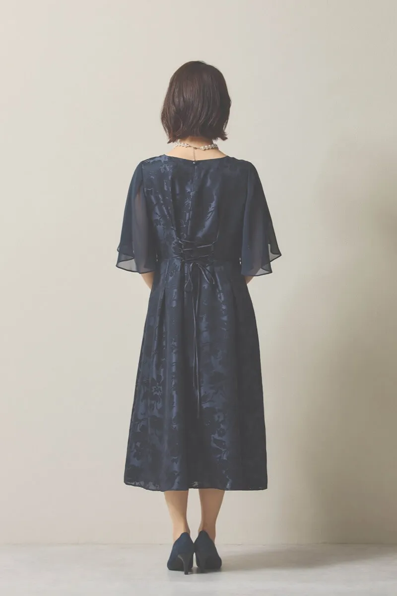 ネイビーのシフォンスリーブ花模様ドレス [ 店頭販売価格 42,900円 ]