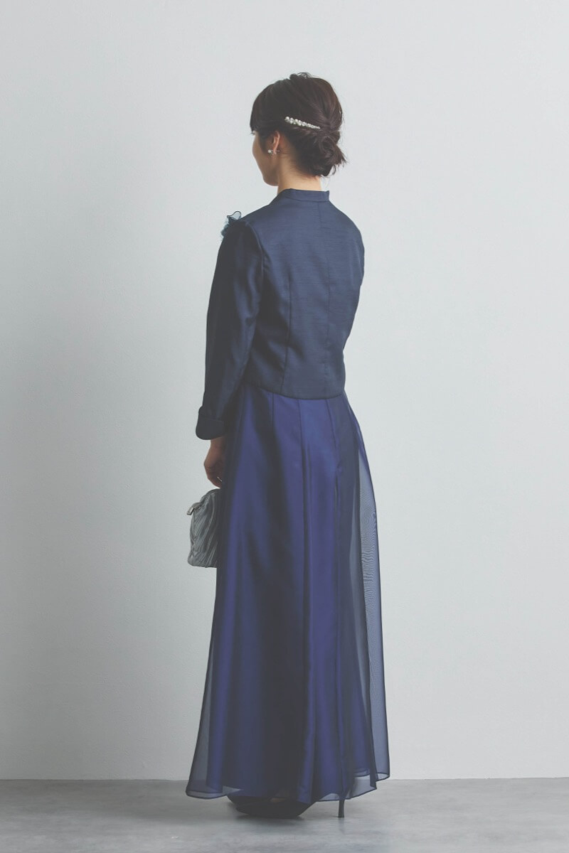 ネイビーのラメ刺繍シフォン切替ロングドレス [ 店頭販売価格 56,100円 ]