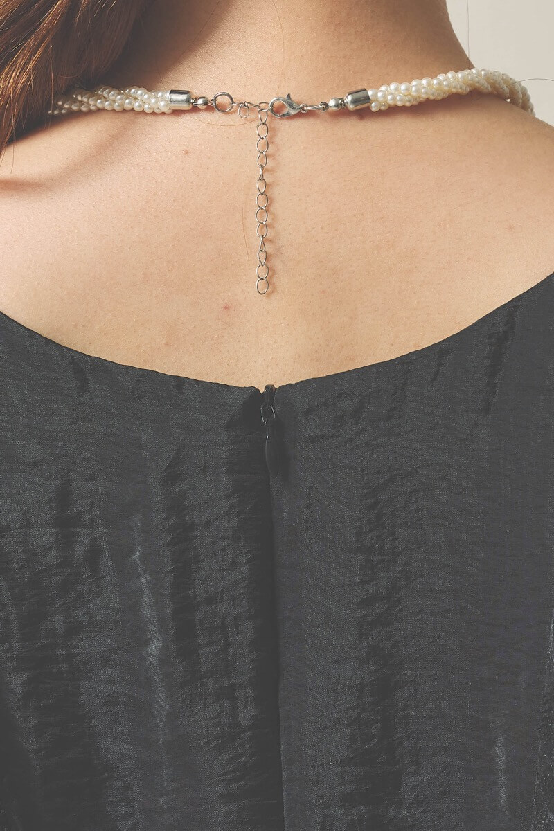 ブラックのシャイニートップスサテンドレス [ 店頭販売価格 38,500円 ]