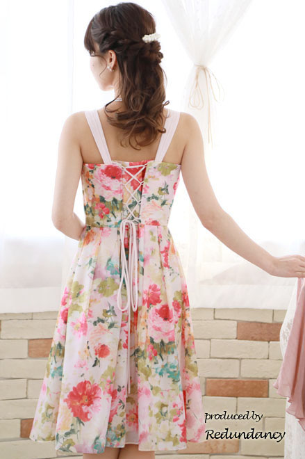 ピンクのカラフルフラワーワイドストラップドレス