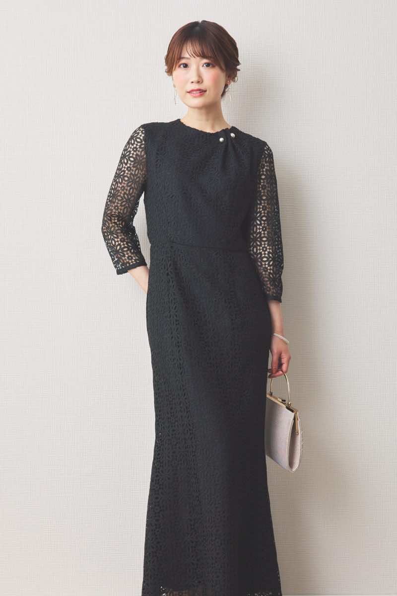 ブラックのラメクロシェレースドレス [ 店頭販売価格 38,500円 ]