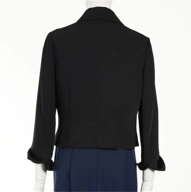 ブラックの襟付き七分袖ボレロ