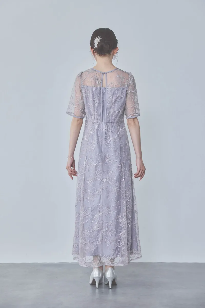 ラベンダーのビオラモチーフ刺繍ドレス