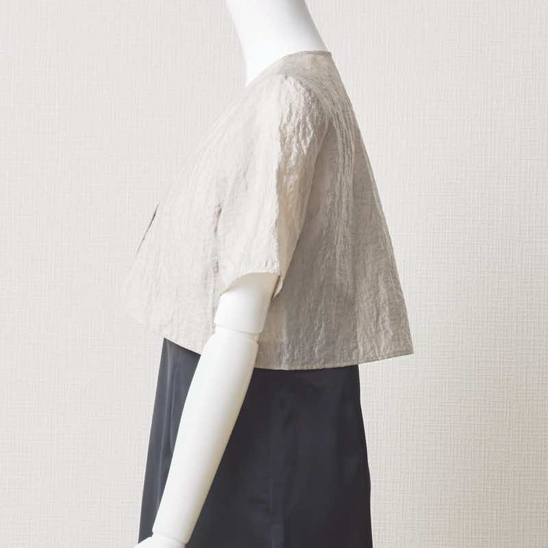 ベージュのヴィンテージボレロ