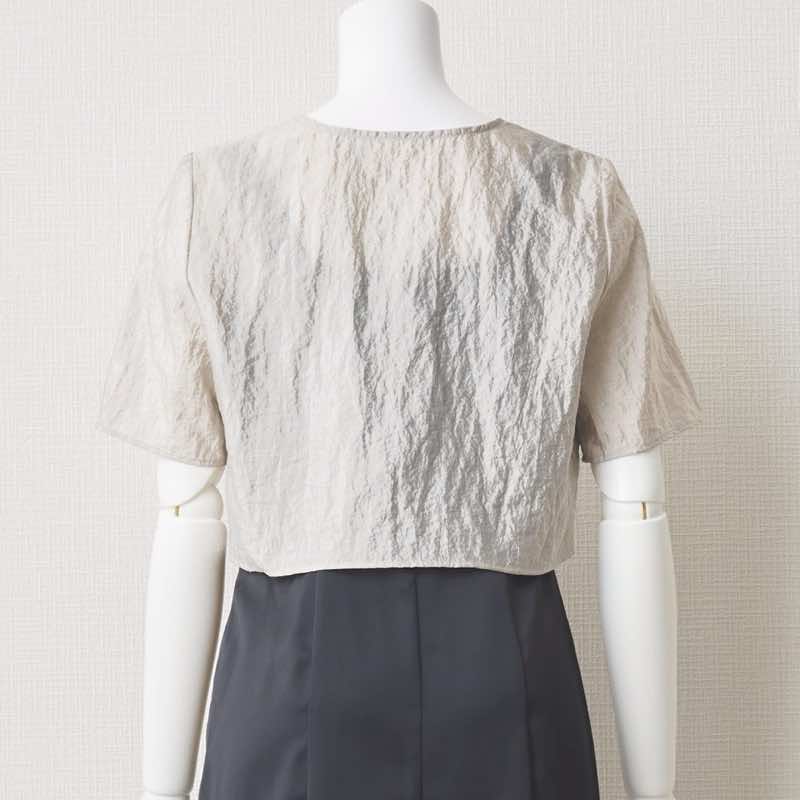 ベージュのヴィンテージボレロ