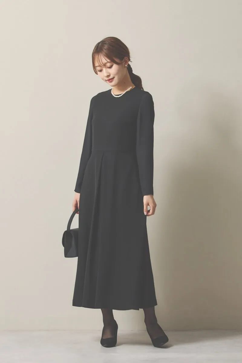 ブラックのフリル付きボレロセレモニースーツセット