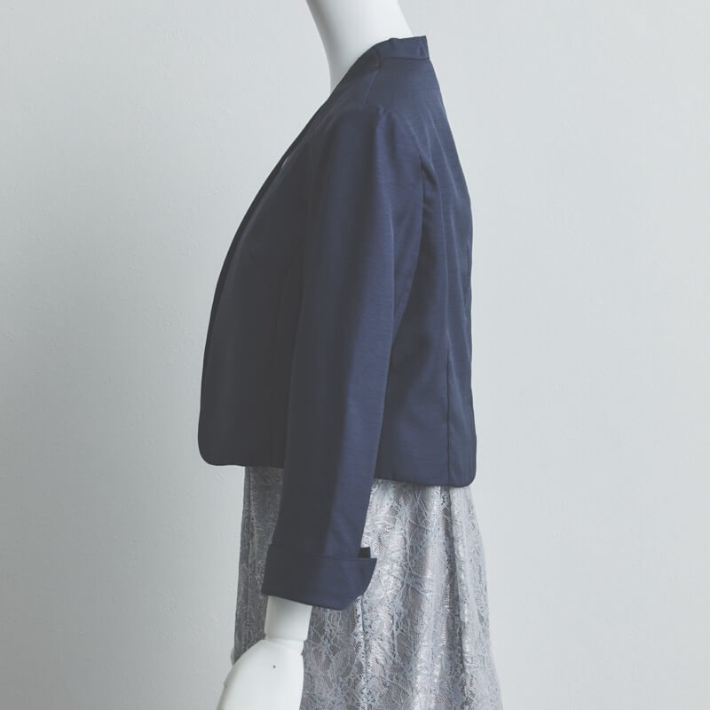 ネイビーのシャンタン長袖ボレロ
