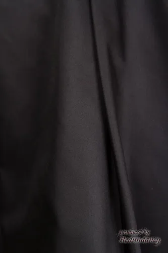 ブラック×ホワイトのウエスト切替プリンセスラインドレス