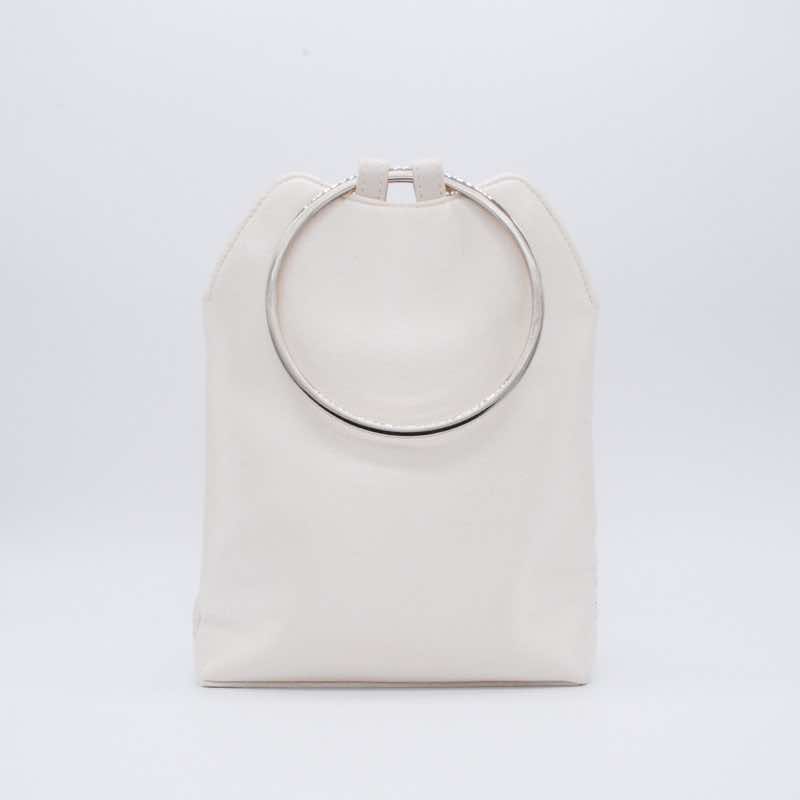 オフホワイトのフラワー刺繍のミニポシェット