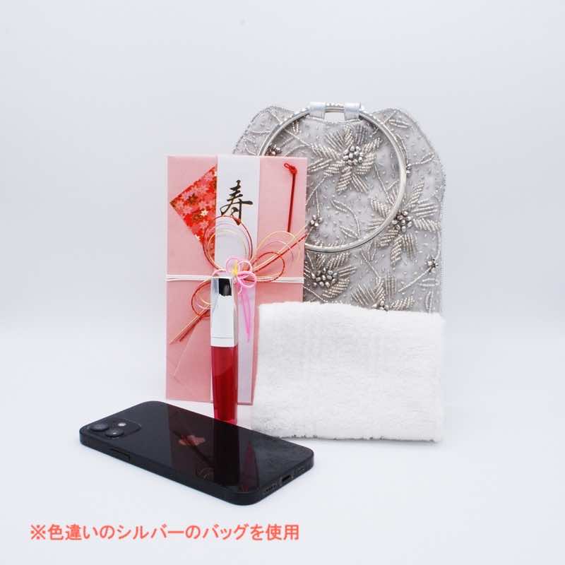 オフホワイトのフラワー刺繍のミニポシェット