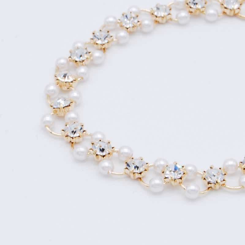 パールとストーンのチェーンブレスレット(ゴールド)