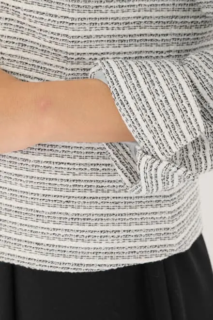 ブラックのフリンジ付きセレモニースーツセット