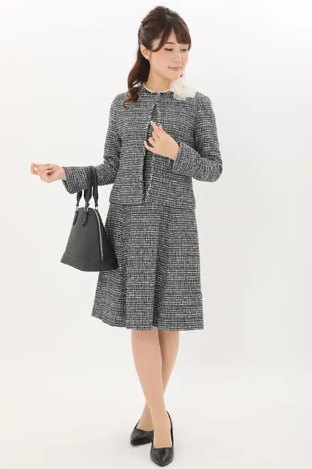 ネイビーのフリンジ付きセレモニースーツセット