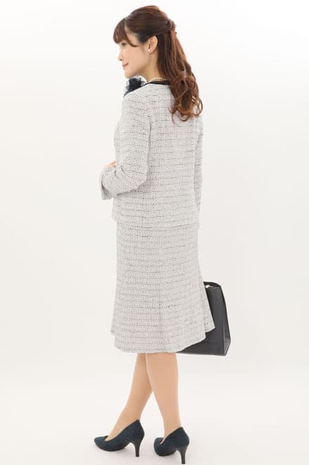 ホワイト×ピンクのシフォントップスセレモニースーツセット