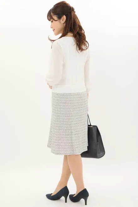 ホワイト×ピンクのシフォントップスセレモニースーツセット