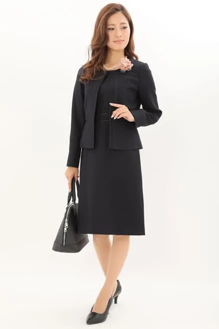 ネイビーのツイードノーカラーセレモニースーツセット