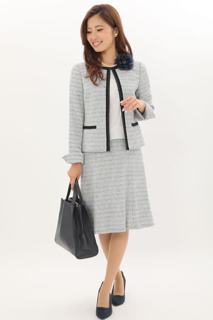 ホワイト×ライトブルーのシフォントップスセレモニースーツセット