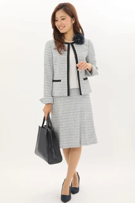 ホワイト×ライトブルーのシフォントップスセレモニースーツセット