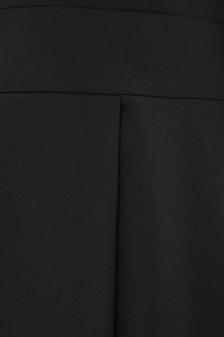 ブラックの七分袖ノーカラーツイードセレモニースーツセット