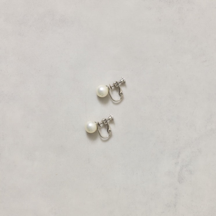 1粒パールイヤリング(8mm)