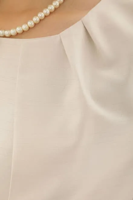 ライトベージュのシャンタンセレモニースーツセット