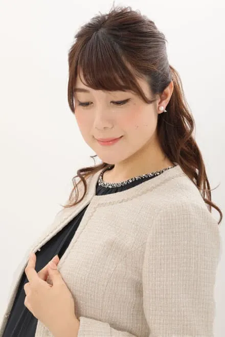 ネイビーのノースリーブプリーツセレモニースーツセット