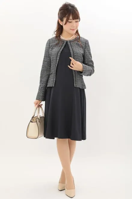 ネイビーの授乳口付きAラインセレモニースーツセット