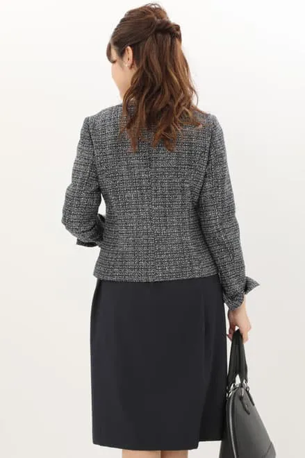 ネイビーの授乳口付きAラインセレモニースーツセット