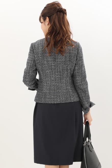 ネイビーの授乳口付きAラインセレモニースーツセット