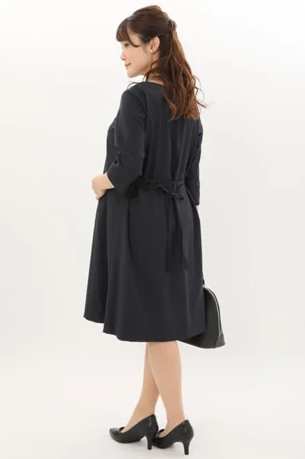 ネイビーの授乳口付きAラインセレモニースーツセット