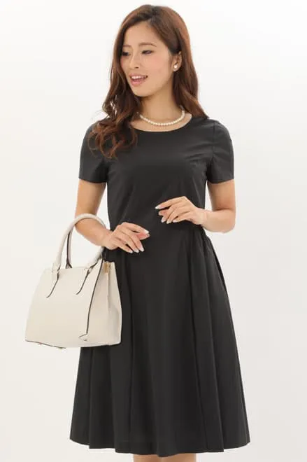 ブラックの半袖ノーカラーツイードセレモニースーツセット