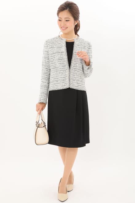 ブラックの七分袖インバーテッドタックセレモニースーツセット