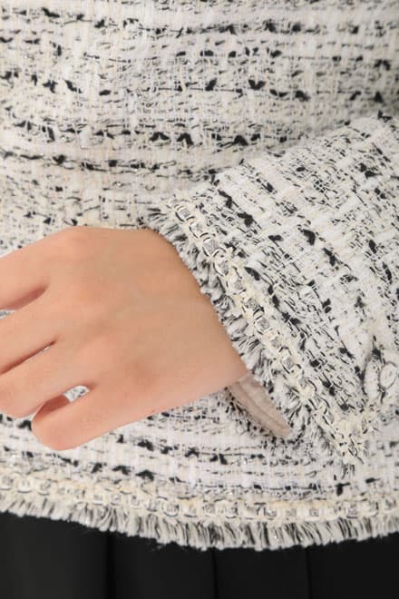 ブラックの七分袖インバーテッドタックセレモニースーツセット