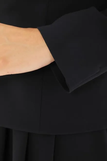 ネイビーの七分袖インバーテッドタックセレモニースーツセット