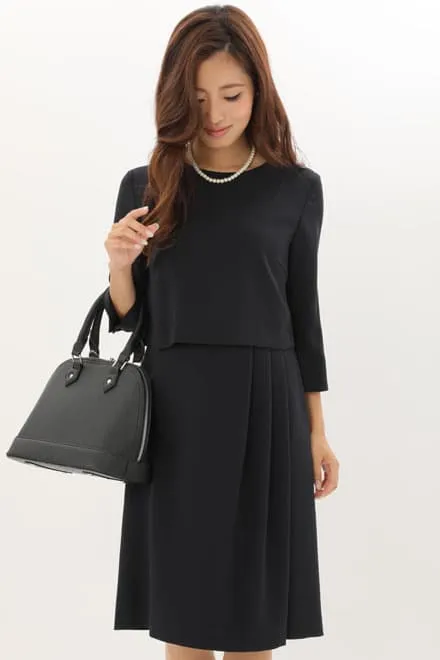 ネイビーの七分袖インバーテッドタックセレモニースーツセット