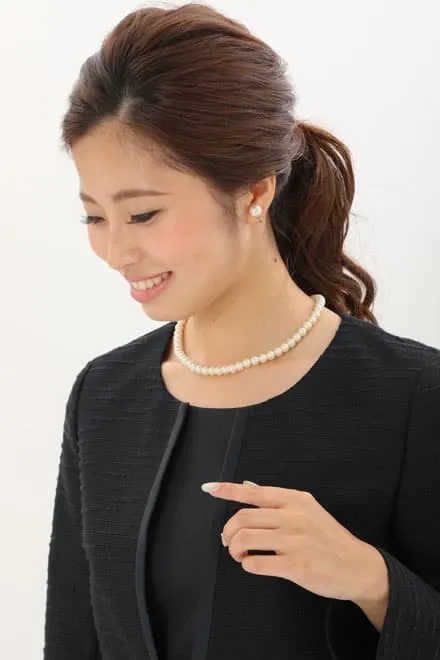 ネイビーのタックフレアセレモニースーツセット