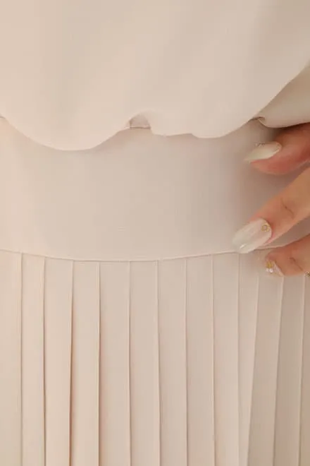 ピンクのプリーツミディ丈セレモニースーツセット