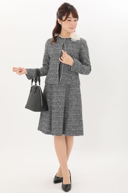 ネイビーのフリンジ付きセレモニースーツセット